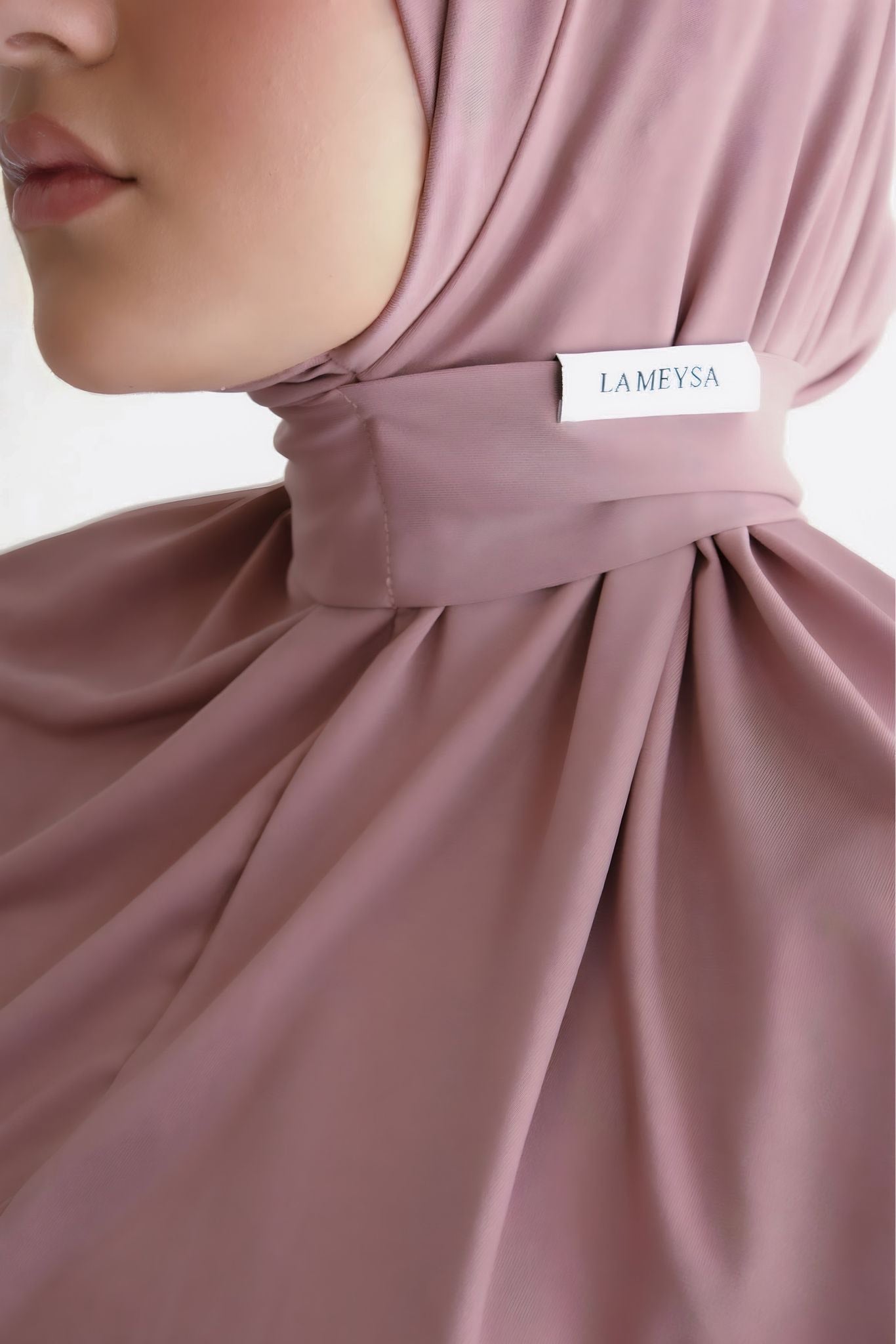 Instant hijab blush