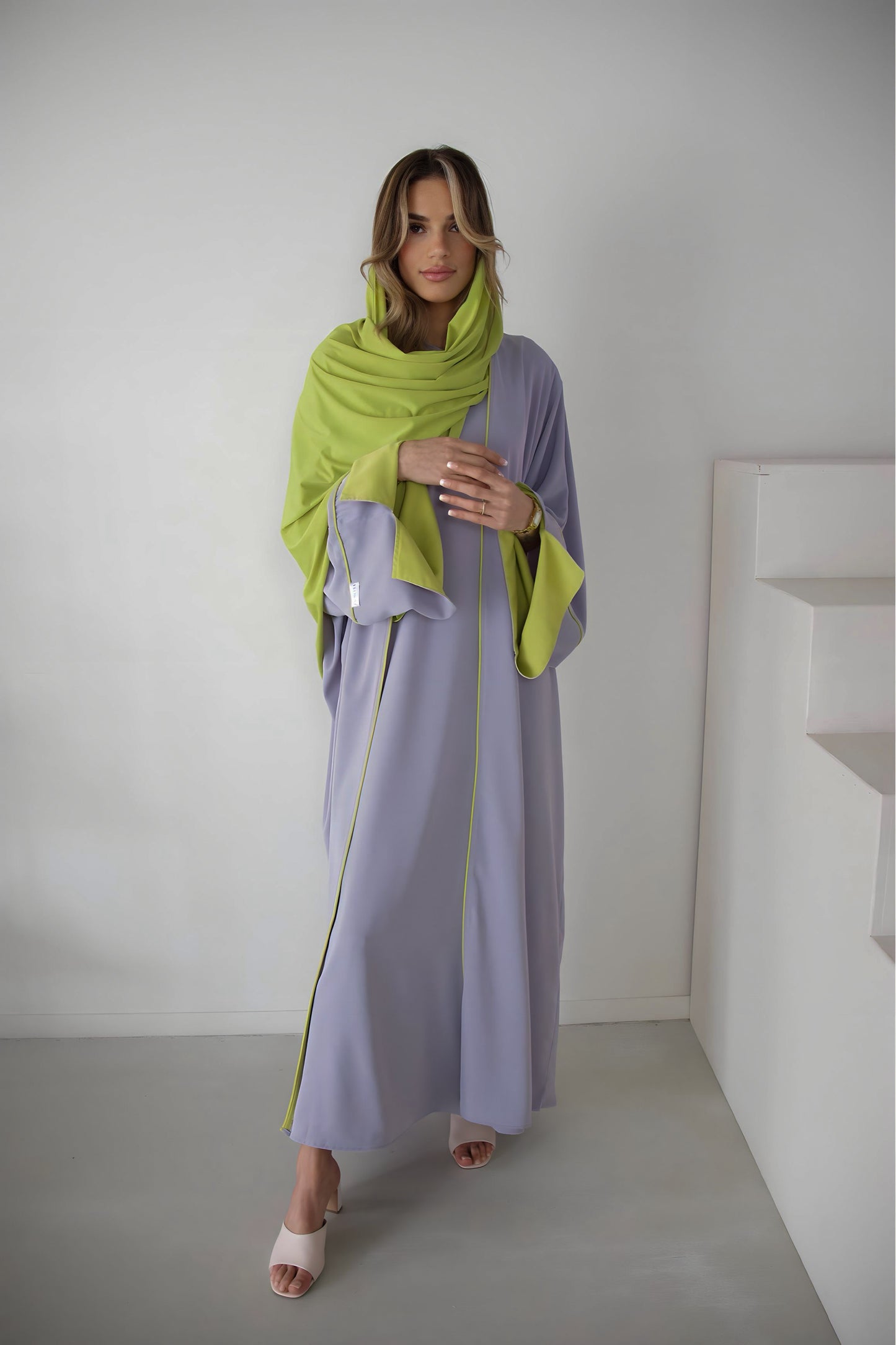 Two toned abaya set grey/green